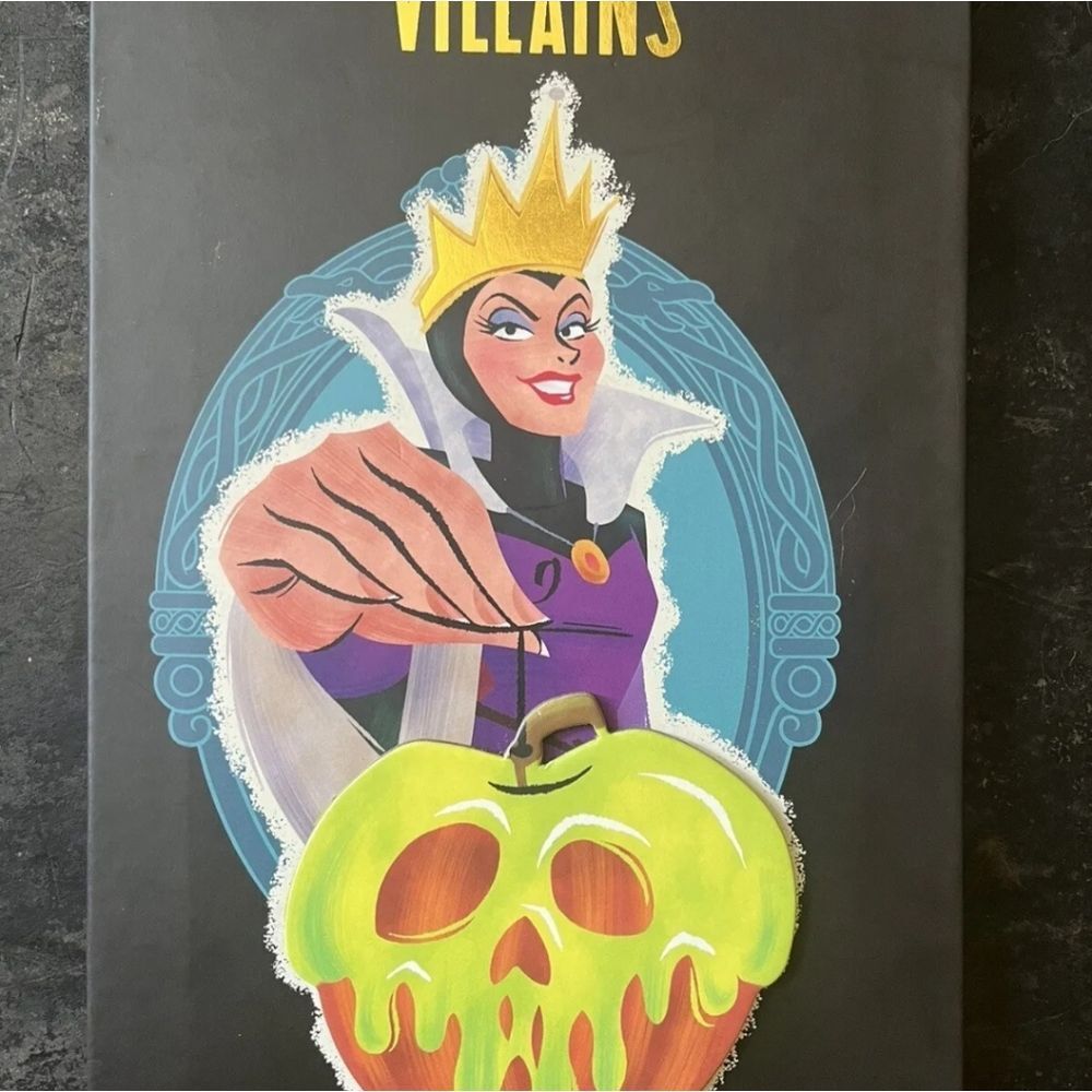 Disney Villains “Evil Queen” 12 Pan Eyeshadow Palette Taste Beauty NIB